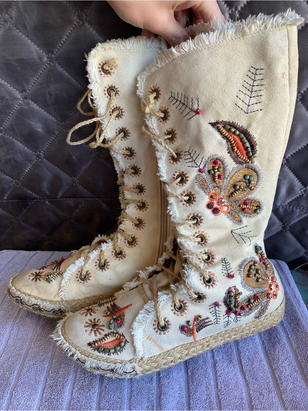RARE Vintage Y2K Stone Boho Beaded Embroidered Canvas Lace Up/Fold Down Boots  8